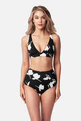 UNE PIECE Never Say Never Bikini Bralette in Magnolia Silhouette Black