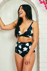 UNE PIECE Never Say Never High-Waisted Bikini Bottom in Magnolia Silhouette Black