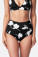 UNE PIECE Never Say Never High-Waisted Bikini Bottom in Magnolia Silhouette Black