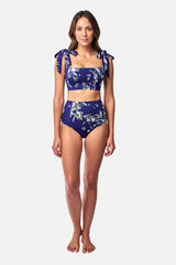 UNE PIECE in Romantique Navy