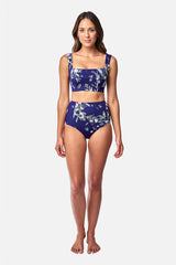 UNE PIECE in Romantique Navy