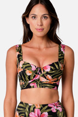 UNE PIECE in Crescent Blooms