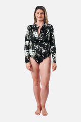 UNE PIECE in London Botanical Black