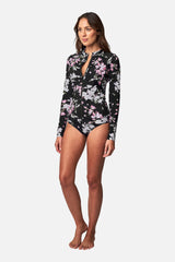 UNE PIECE in Bauhinia Black