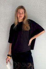 UNE PIECE in Black