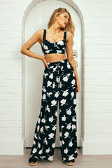 UNE PIECE in Magnolia Silhouette Black