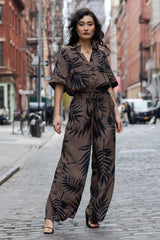 UNE PIECE Palazzo Pants in Palm Silhouette Chocolate