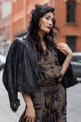 UNE PIECE Palazzo Pants in Palm Silhouette Chocolate