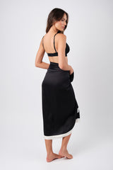 UNE PIECE in Monochrome