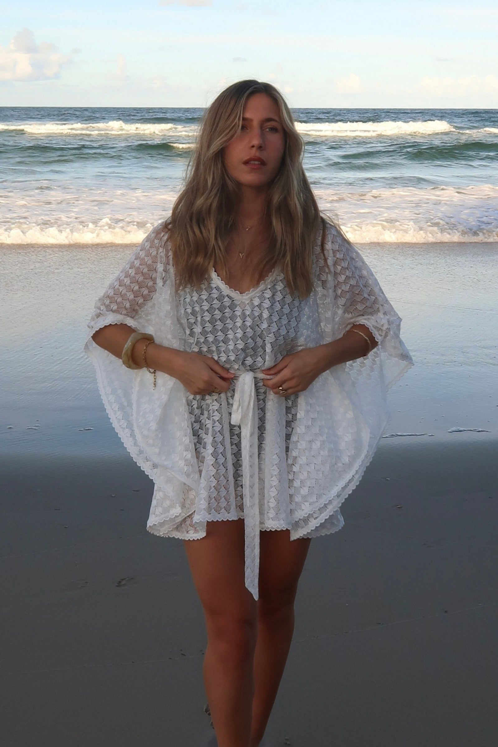 Scalloped Lace Kaftan WHITE