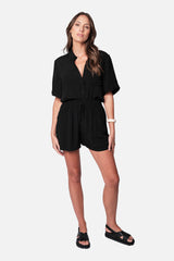 UNE PIECE Short Sleeve Button-Up Shirt in Black
