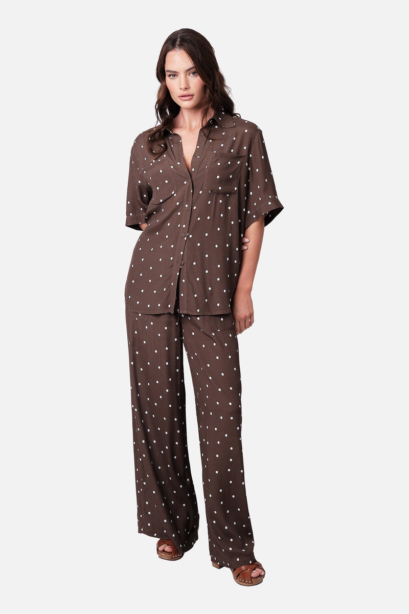 UNE PIECE-Short Sleeve Button-Up Shirt CHOCOLATE POLKA