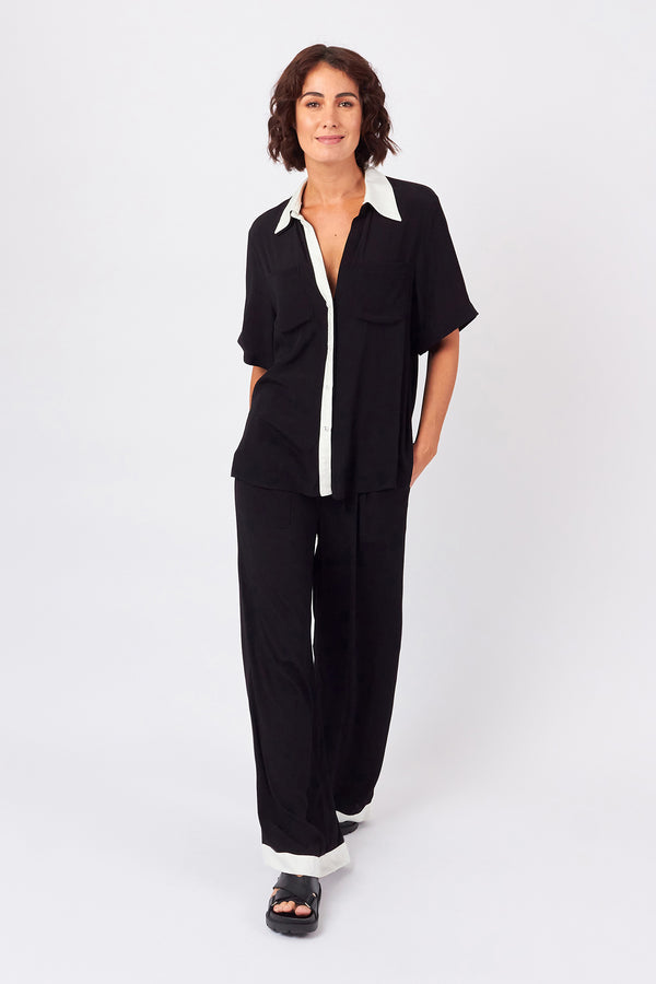 UNE PIECE-Short Sleeve Button-Up Shirt MONOCHROME