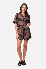 UNE PIECE Short Sleeve Button-Up Shirt in Palm Silhouette Chocolate