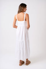 UNE PIECE in White Dobby