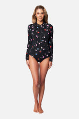 UNE PIECE in Hawthorn Black